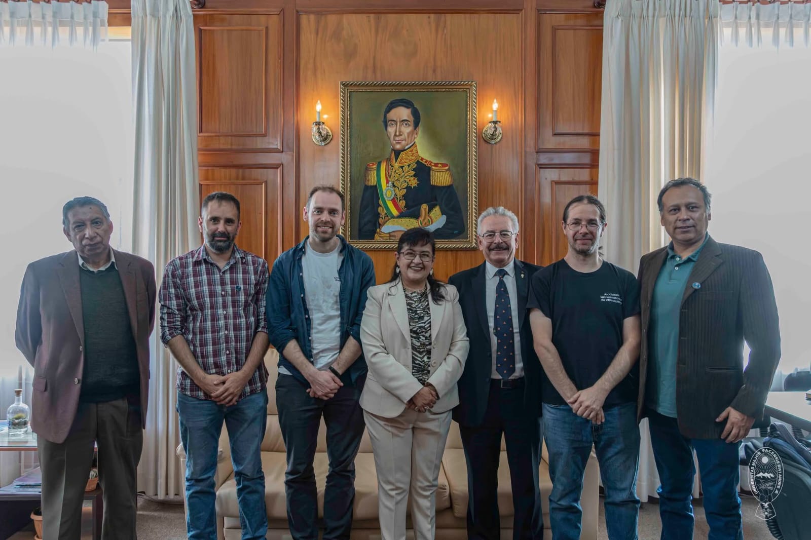 UMSA busca formar especialistas y fortalecer el monitoreo volcánico con apoyo internacional